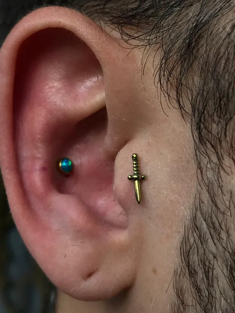 Piercing de oreja
