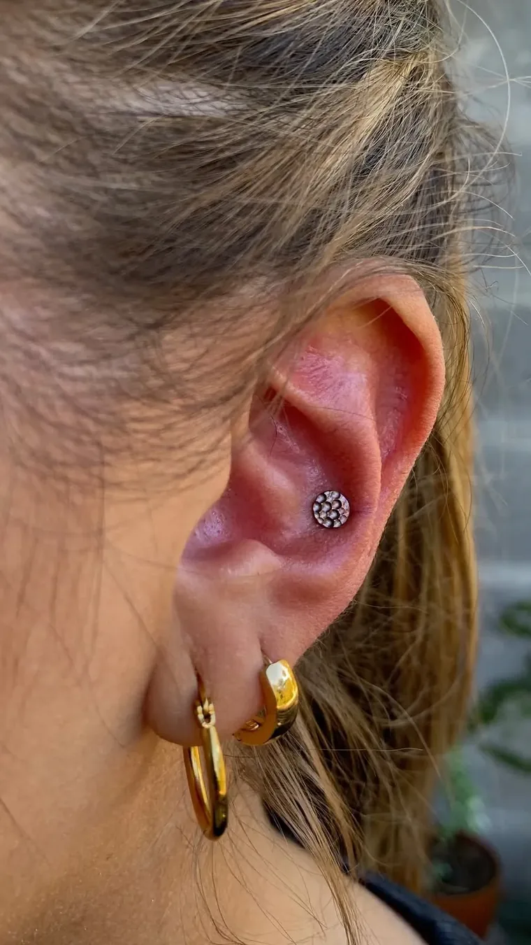 Piercing de oreja